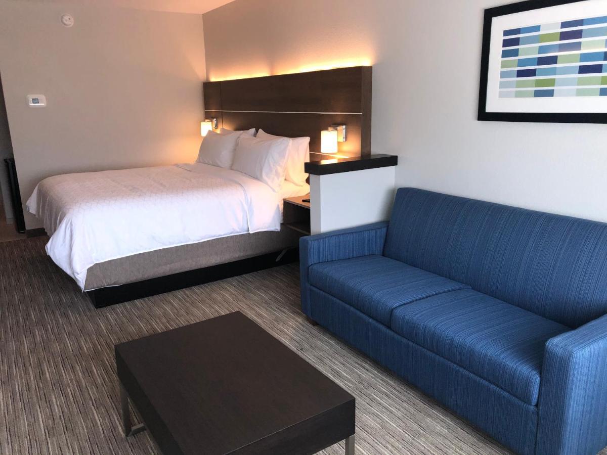 Holiday Inn Express & Suites - Roanoke - Civic Center Eksteriør bilde