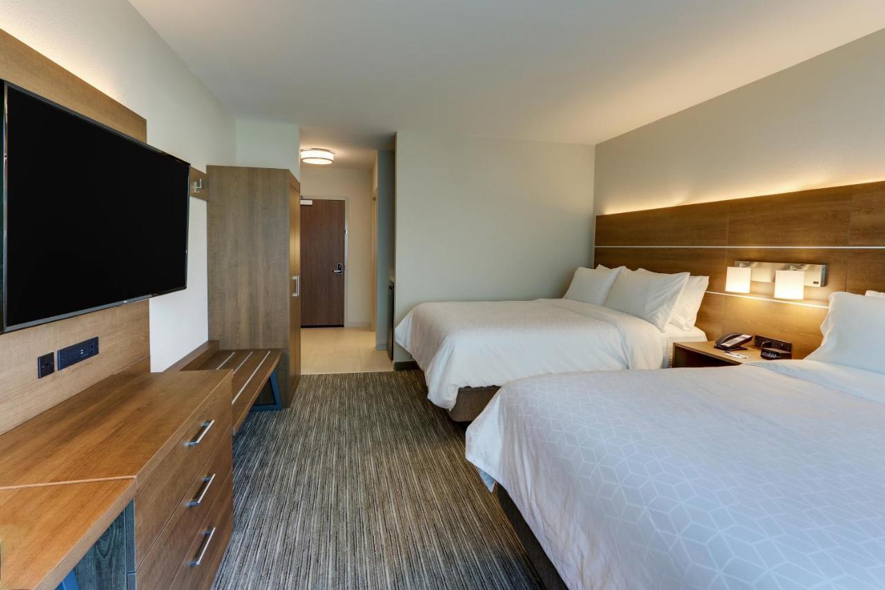 Holiday Inn Express & Suites - Roanoke - Civic Center Eksteriør bilde
